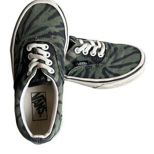 Vans Era Youth Size 11.5 Garden Green Tie Dye Camo Tie Dye Skater Sneaker